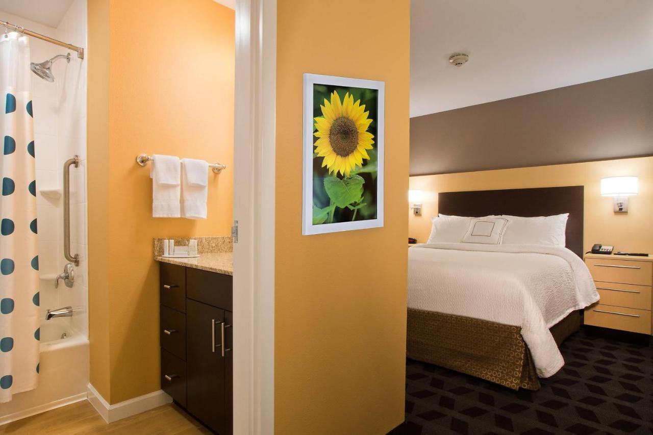 Towneplace Suites By Marriott דודג' סיטי מראה חיצוני תמונה