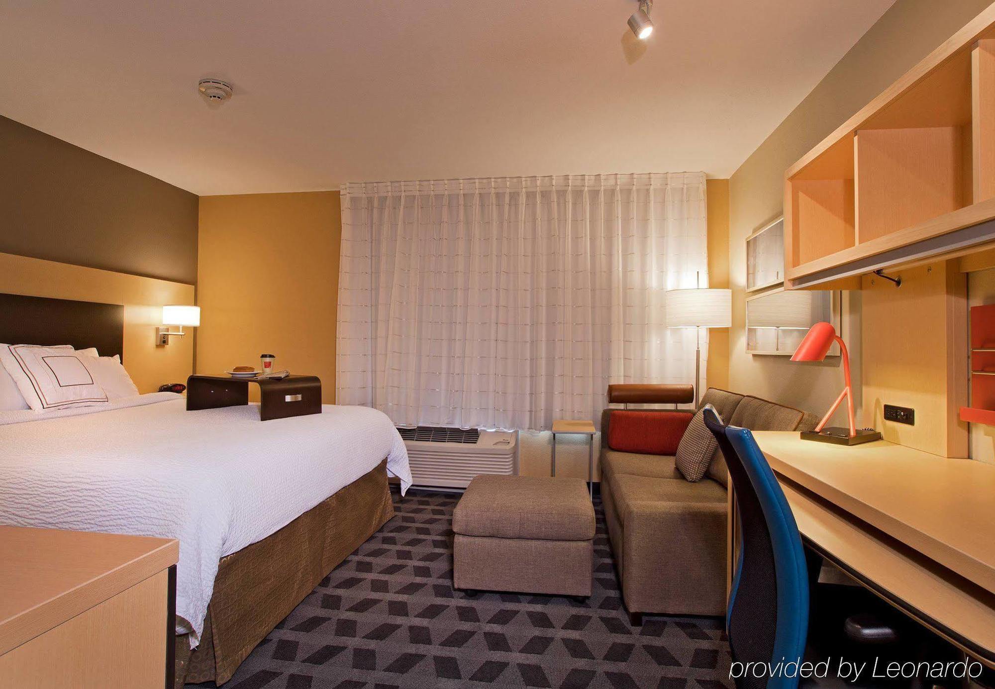 Towneplace Suites By Marriott דודג' סיטי מראה חיצוני תמונה